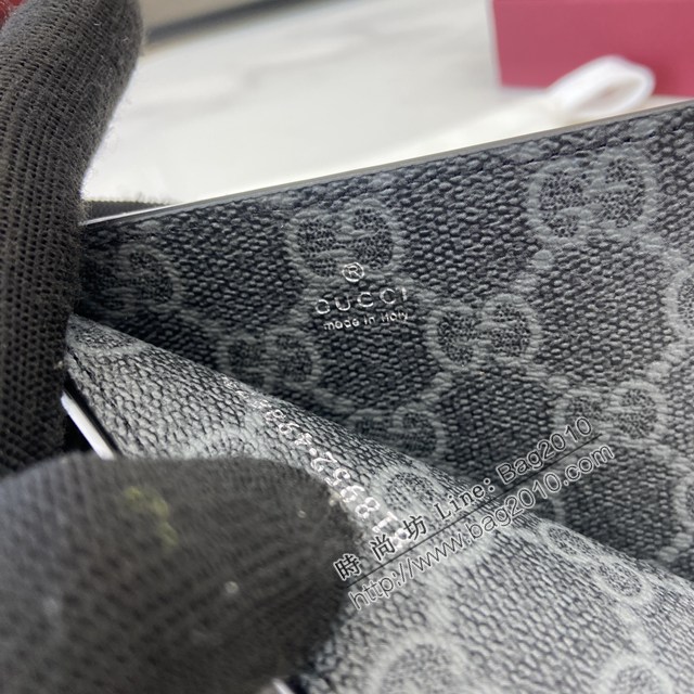 Gucci專櫃古馳最新款Emblem系列雙折卡片夾卡包名片夾 jh2603型號：818952
